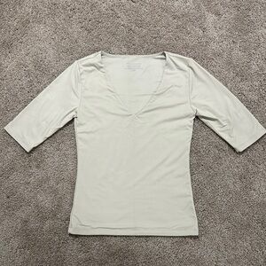 Tahari Modern Essentials Cream Fitted 3/4 Sleeve Blouse